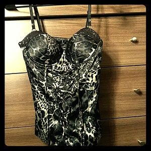 GUESS XS. snow leopard print tank.